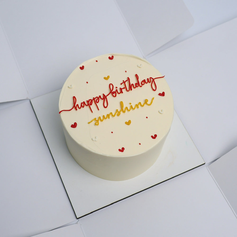 
                      
                        Голяма торта семпъл дизайн
                      
                    