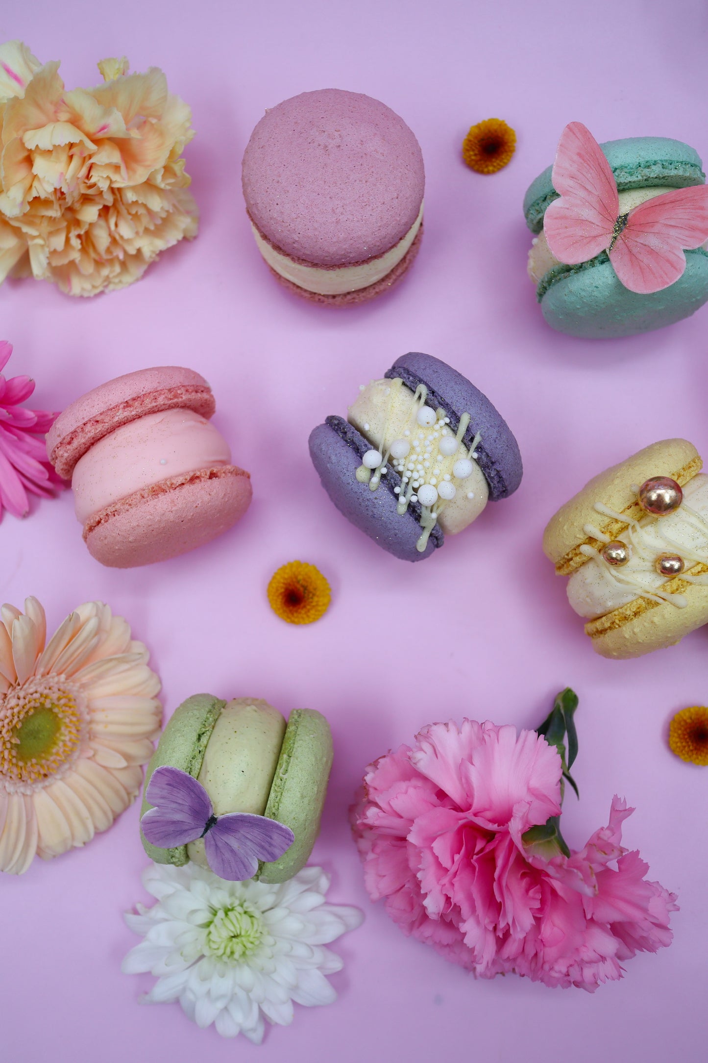 Кутийка Макарон 8ми март