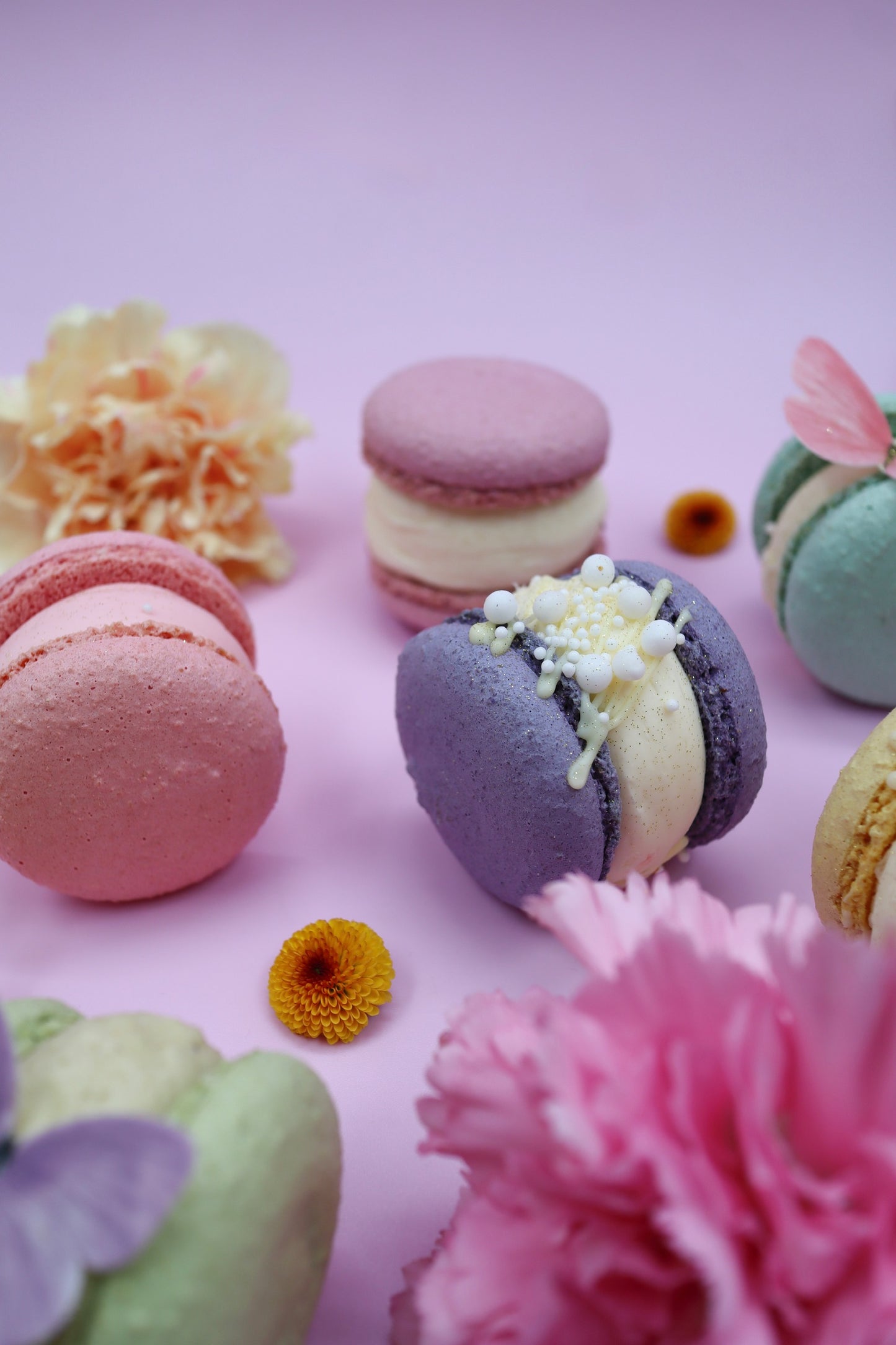 Кутийка Макарон 8ми март