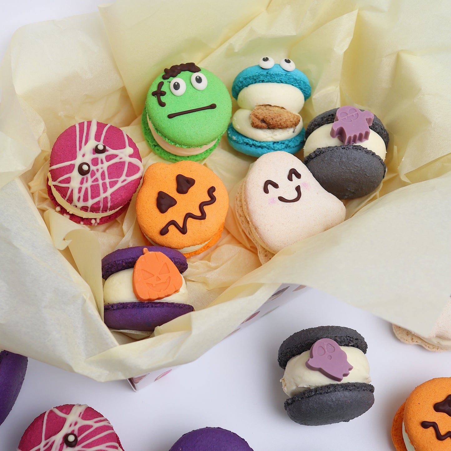 Кутия Макарон Микс - Halloween Special