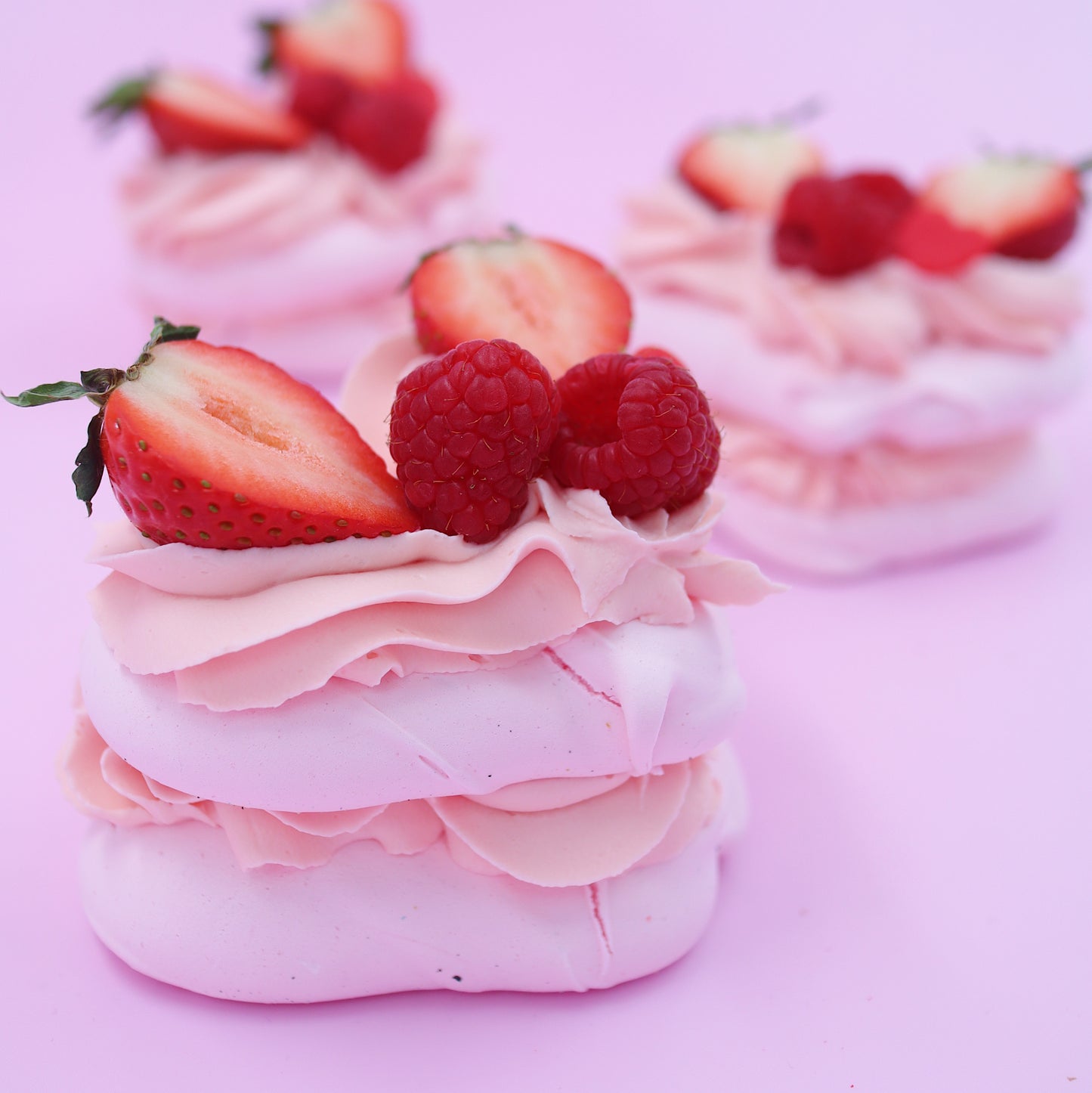 Десерт Love Павлова